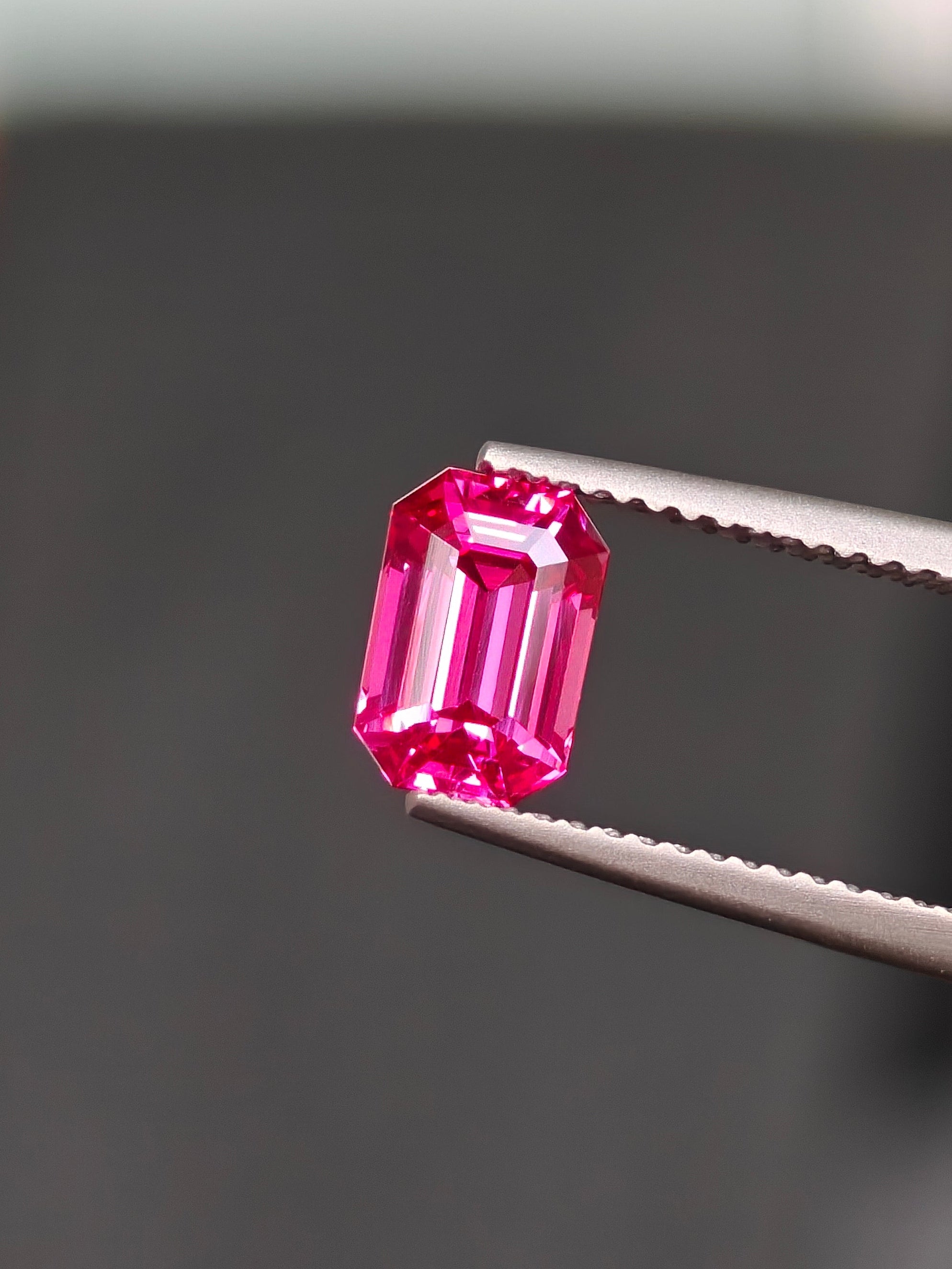 1.57ct Mahenge Spinel – Wen Gem Studio
