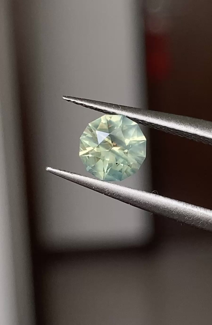 0.8ct Color-Zoning Sapphire