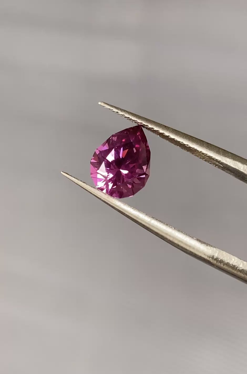 2.22ct Color-Change Pyrope Garnet